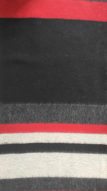 Schwarzer Wollstoff mit Streifen in den Farben Rot, Grau und Weiß (Raport ca. 130 cm)